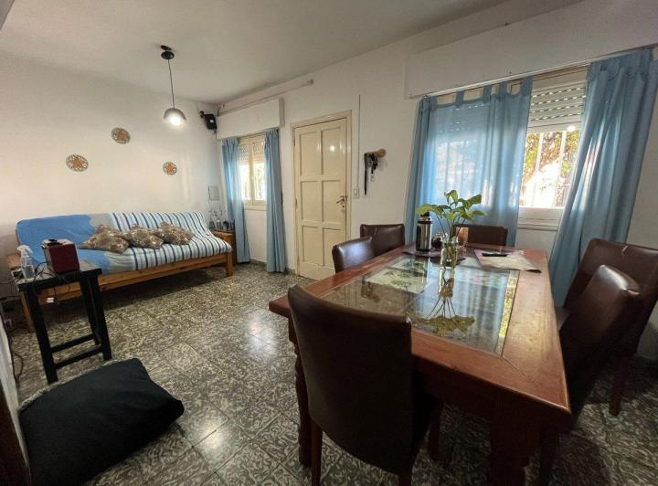 CASA EN VENTA EN PERGAMINO CON PATIO 3