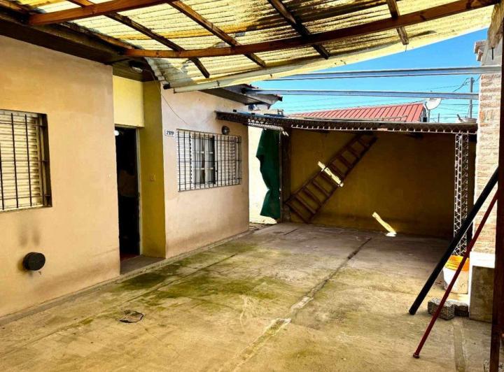 CASA EN VENTA EN PERGAMINO CON PATIO 1