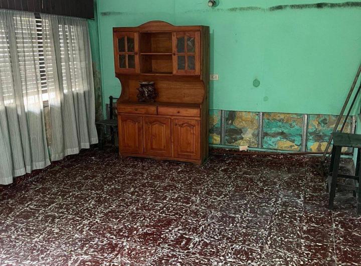 CASA EN VENTA EN  PERGAMINO A REFACCIONAR 4