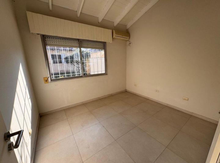 CASA EN VENTA EN PERGAMINO CON COCHERA 3