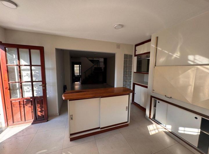 CASA EN VENTA EN PERGAMINO CON COCHERA 5