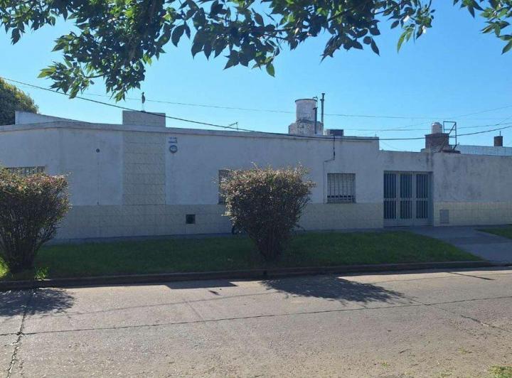 CASA EN VENTA EN PERGAMINO 1
