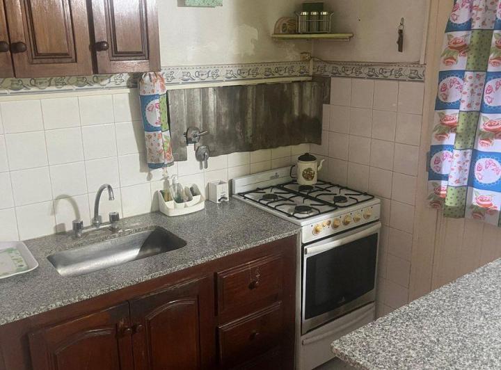 CASA EN VENTA EN PERGAMINO CON PATIO 5