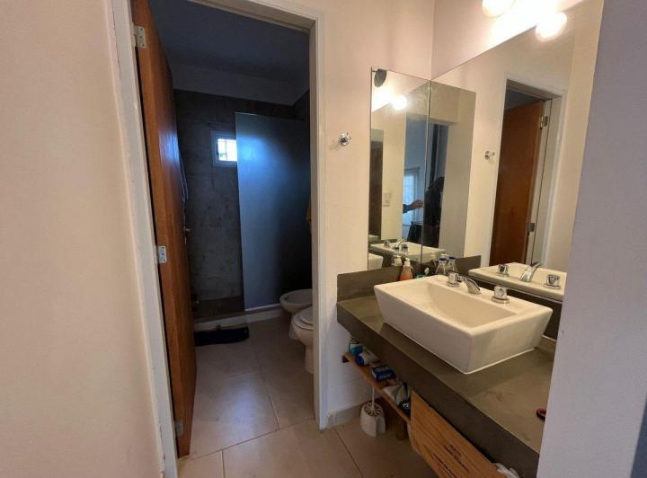CASA EN VENTA EN PERGAMINO CON PATIO 1
