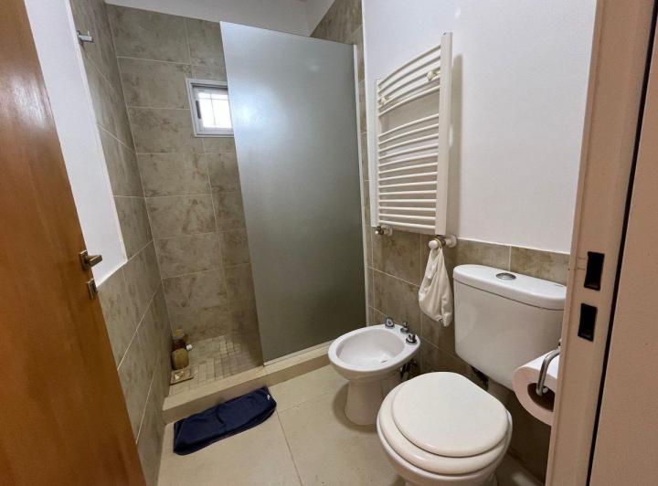 CASA EN VENTA EN PERGAMINO CON PATIO 5