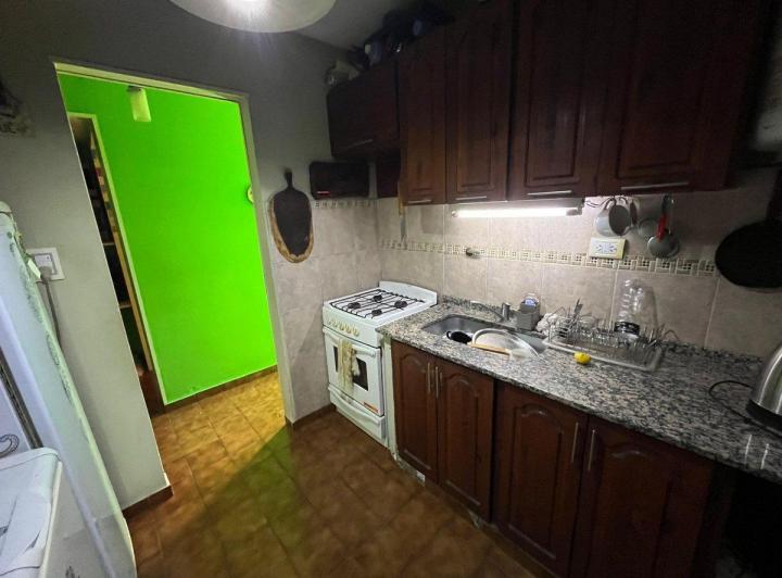 CASA EN VENTA EN PERGAMINO CON PILETA 4