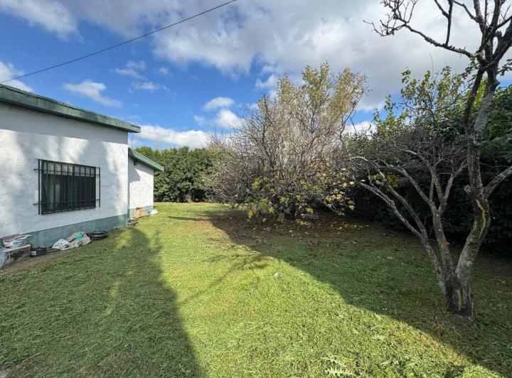 CASA EN VENTA EN PERGAMINO CON PILETA 5