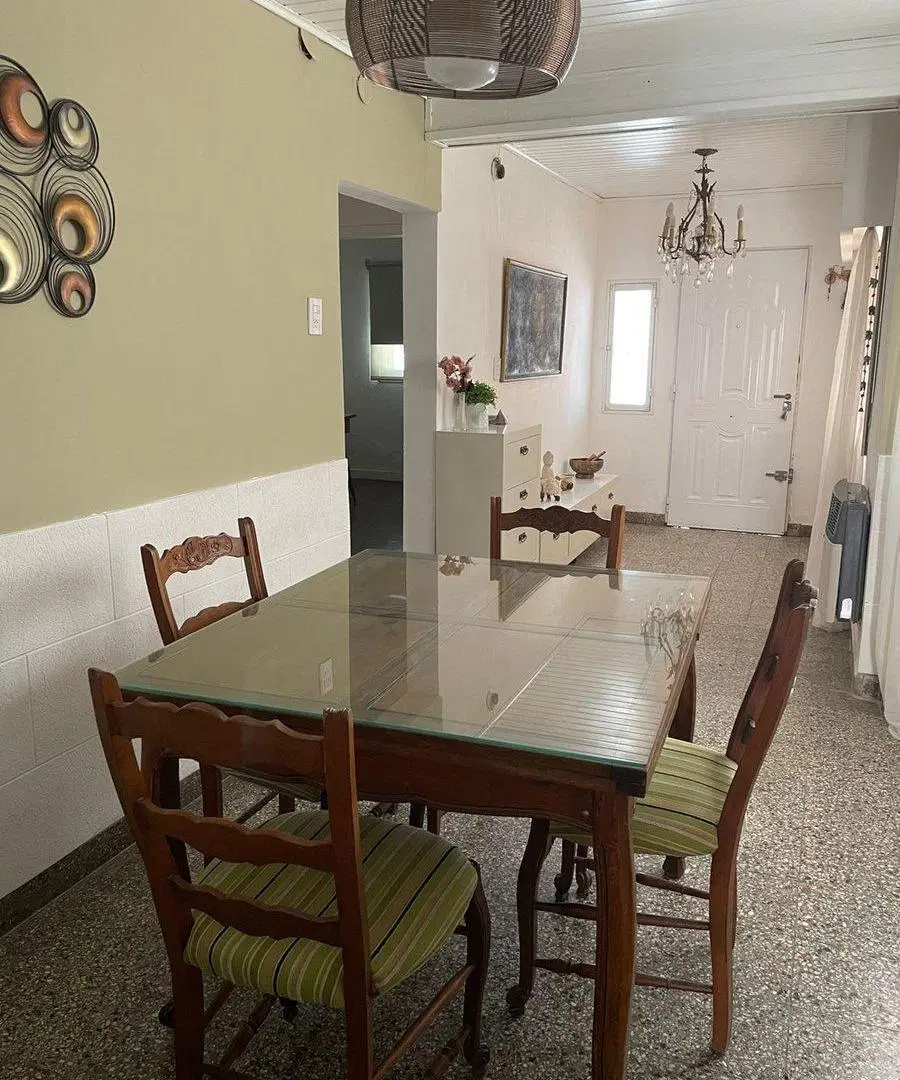 CASA EN VENTA EN ARRECIFES CON PATIO 5