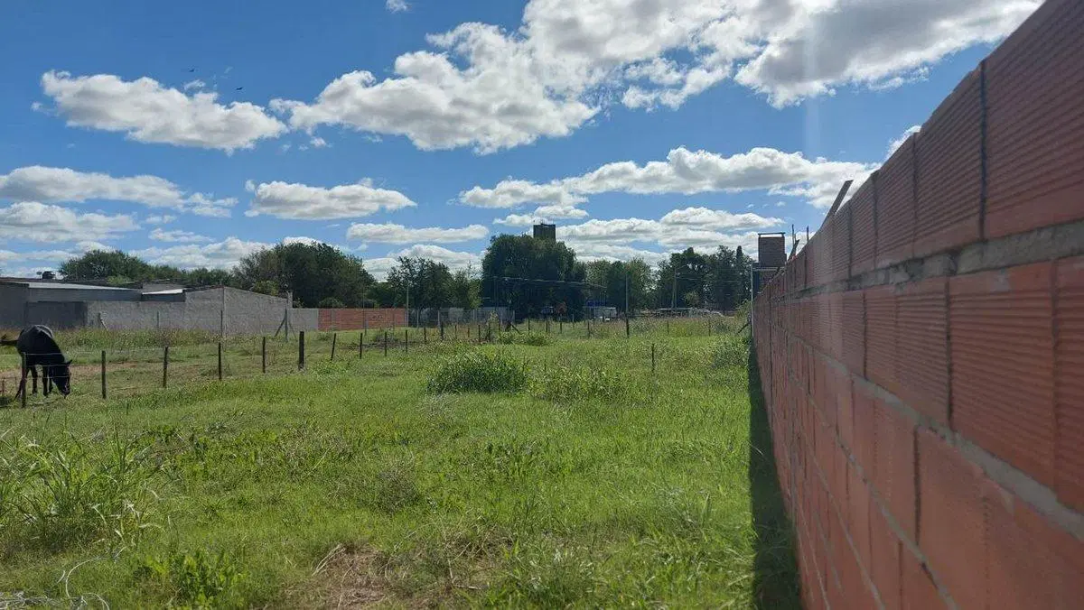 TERRENO EN VENTA EN SALTO 2
