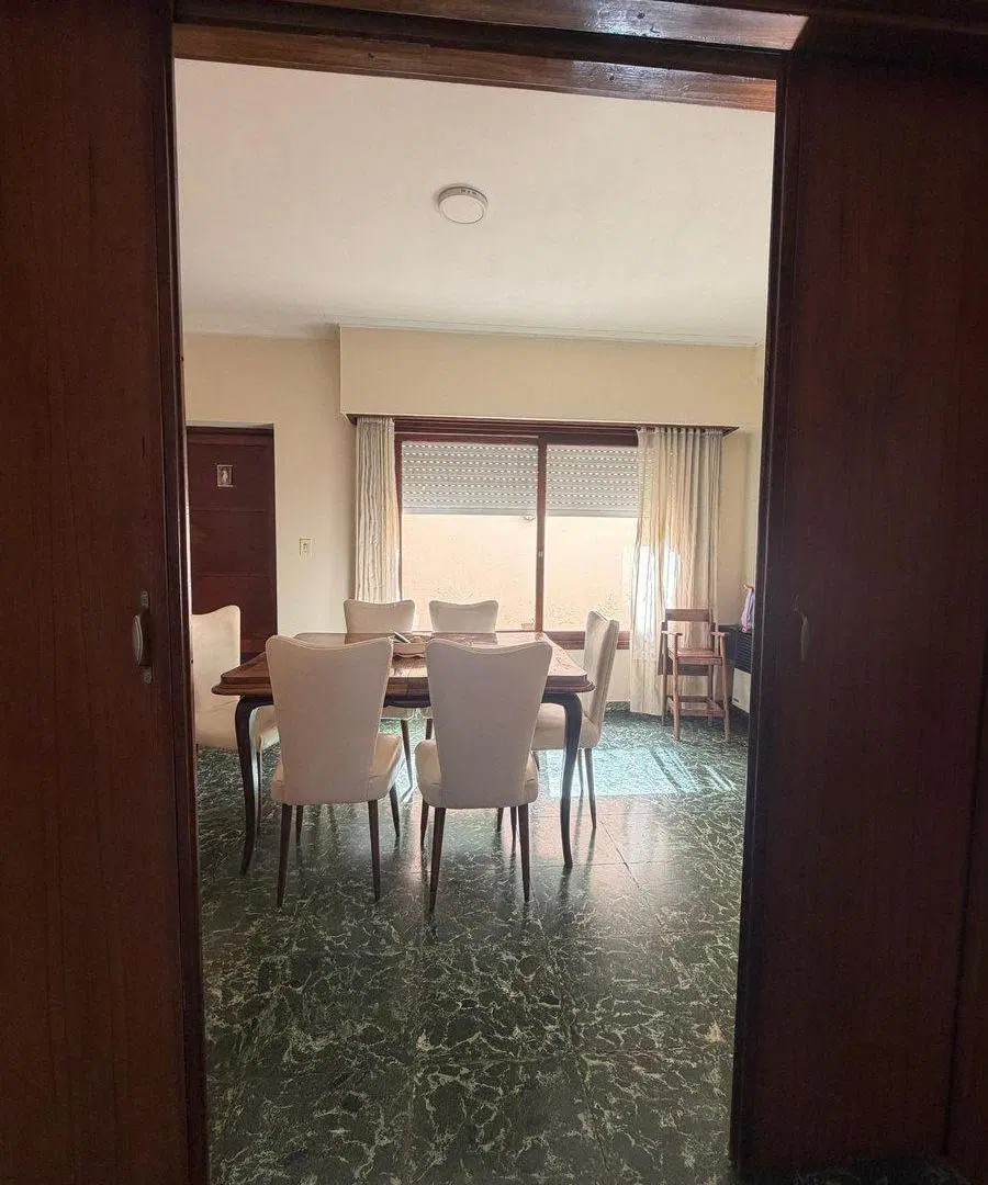 CASA EN VENTA EN PEHUAJO CON PILETA 3