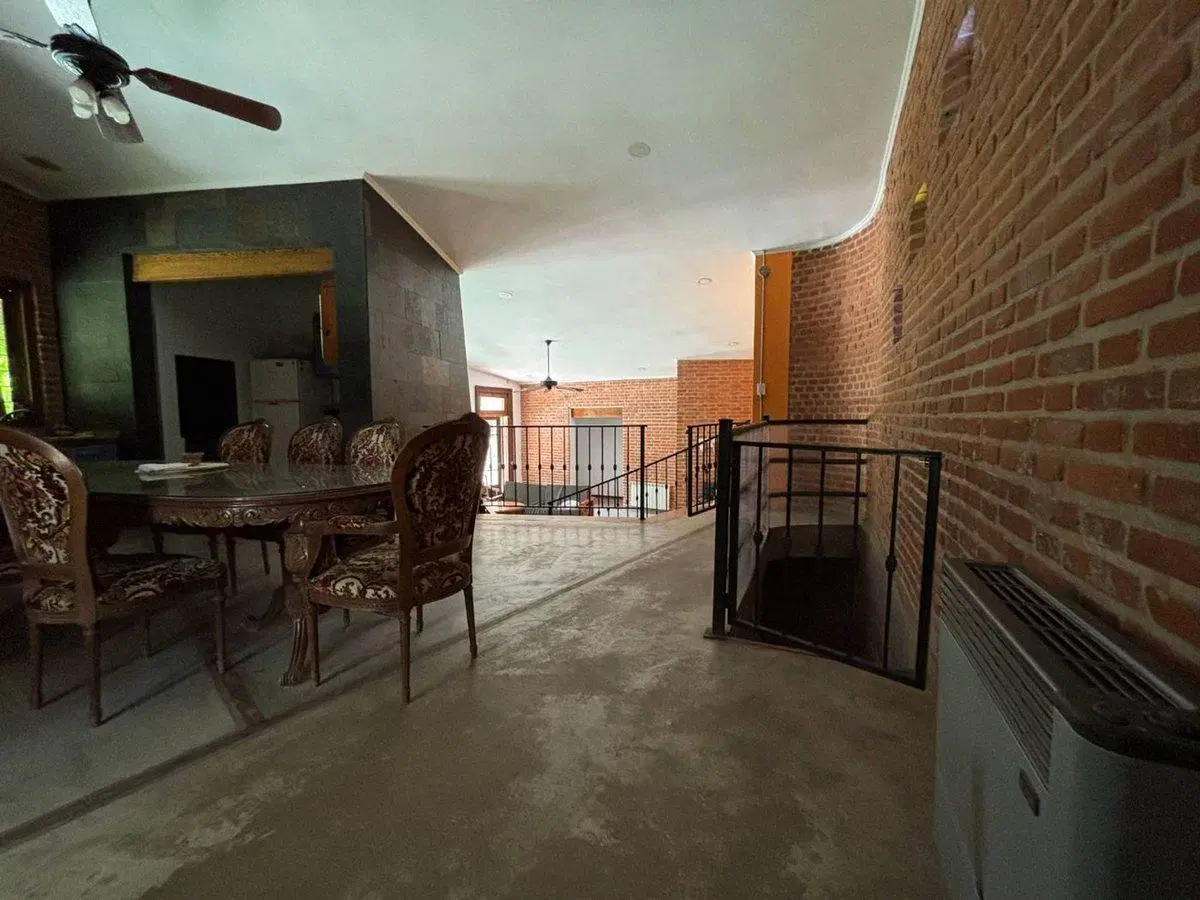 CASA QUINTA EN VENTA EN BRAGADO CON PILETA 4