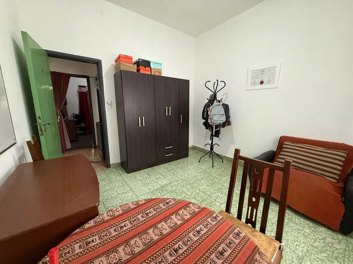CASA EN VENTA EN PERGAMINO CON PATIO 2