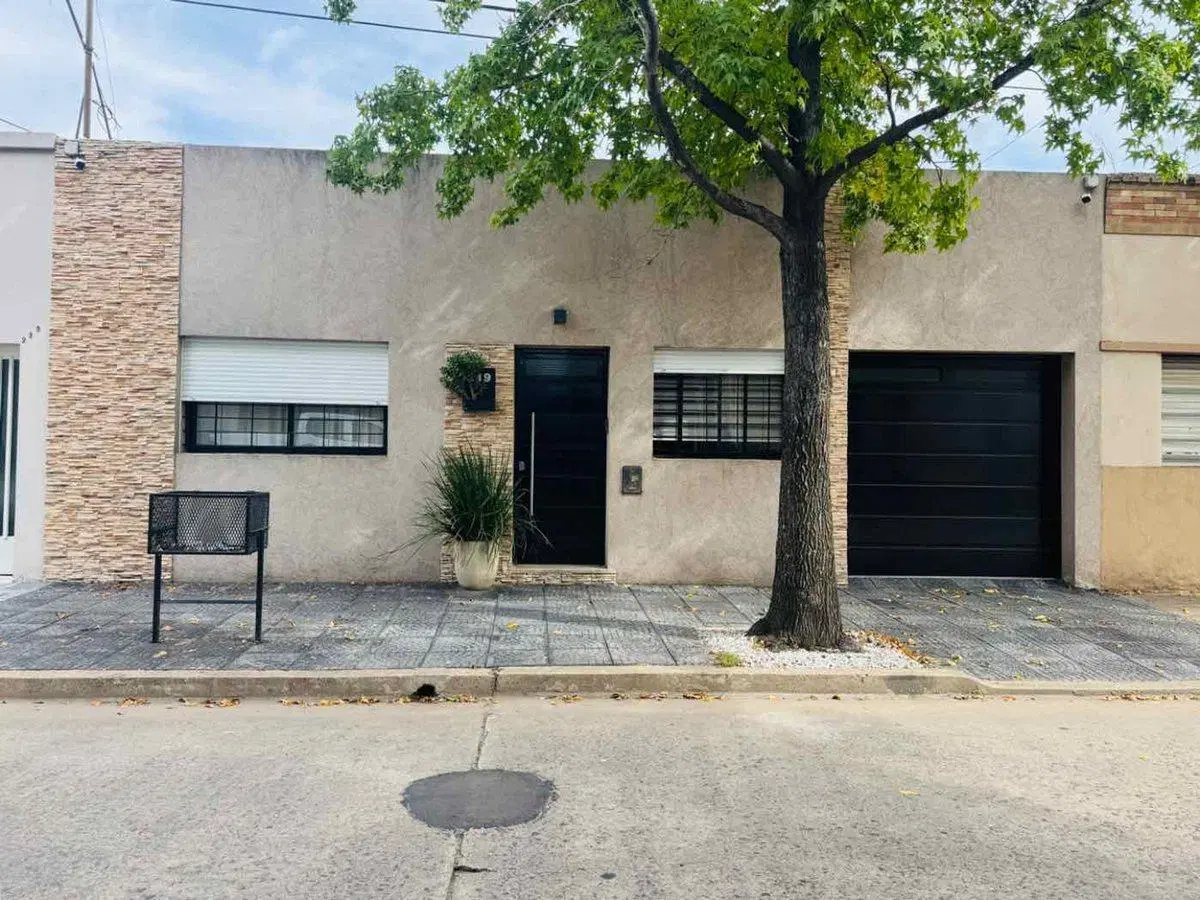 CASA EN VENTA EN PERGAMINO ZONA CENTRO 5