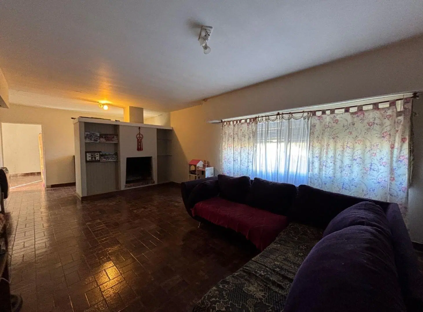 CASA EN VENTA EN BRAGADO ZONA CENTRICA CON PILETA 2