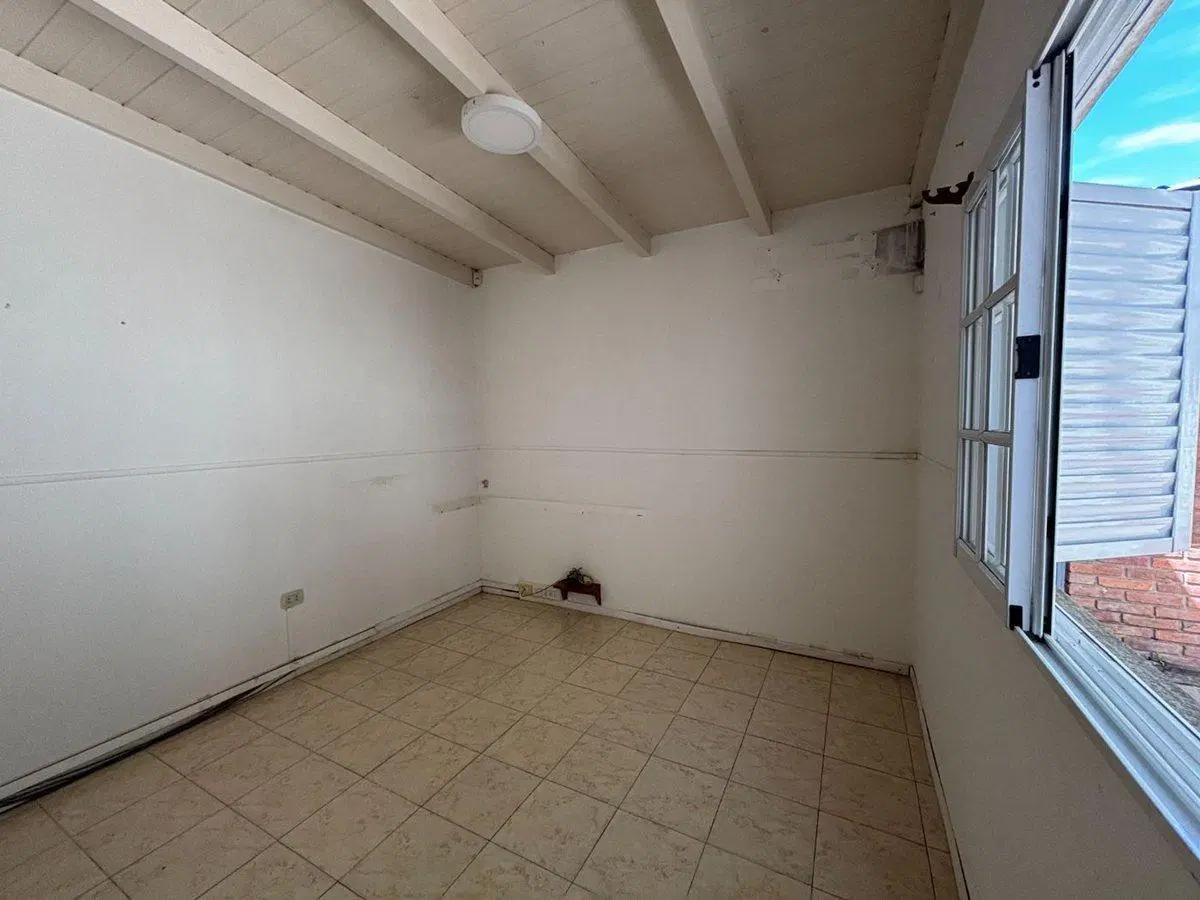 CASA EN VENTA EN BRAGADO 4
