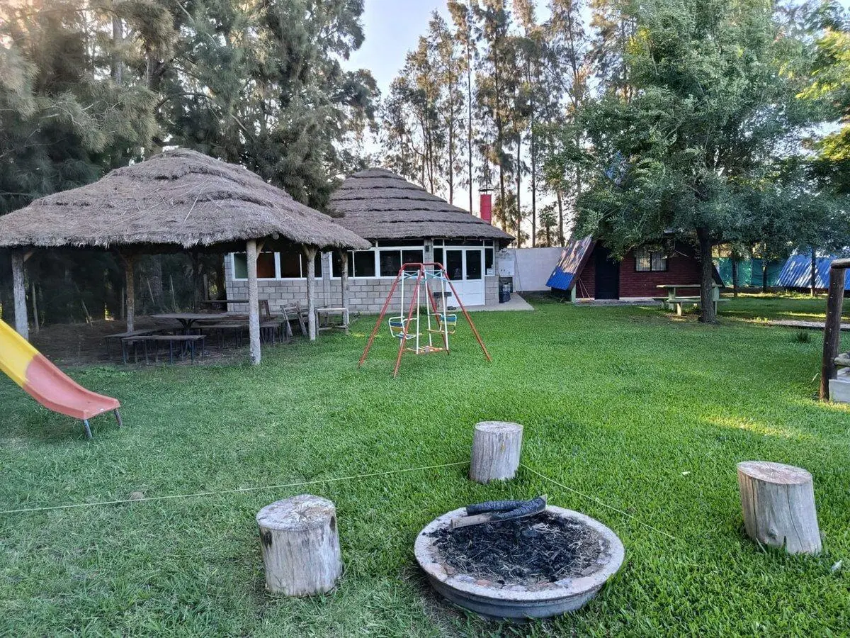 CABAÑA EN VENTA EN SAN PEDRO CON PILETA Y QUINCHO 3