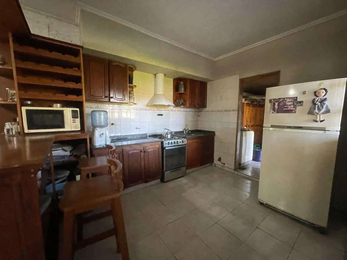 CASA EN VENTA EN BRAGADO CON PATIO 2