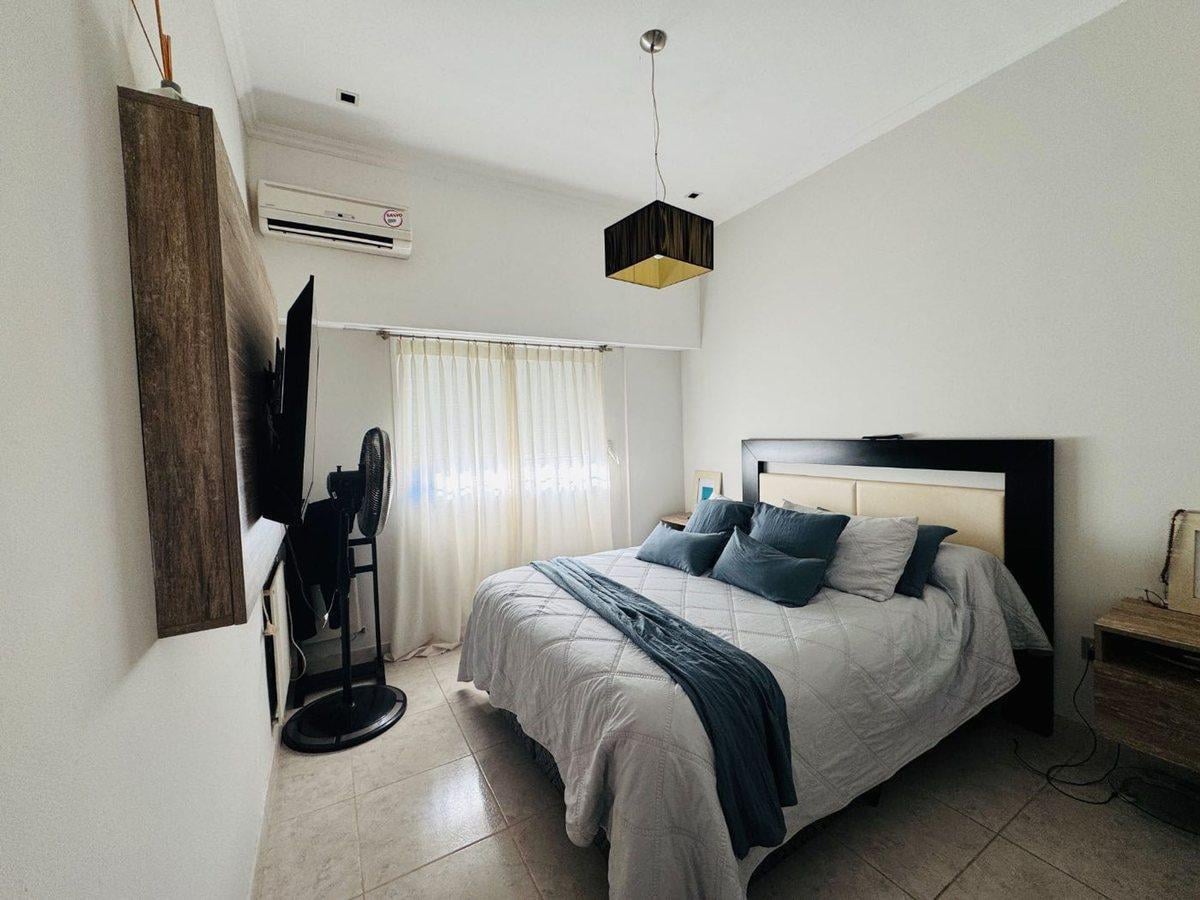 CASA EN VENTA EN PERGAMINO CON PILETA