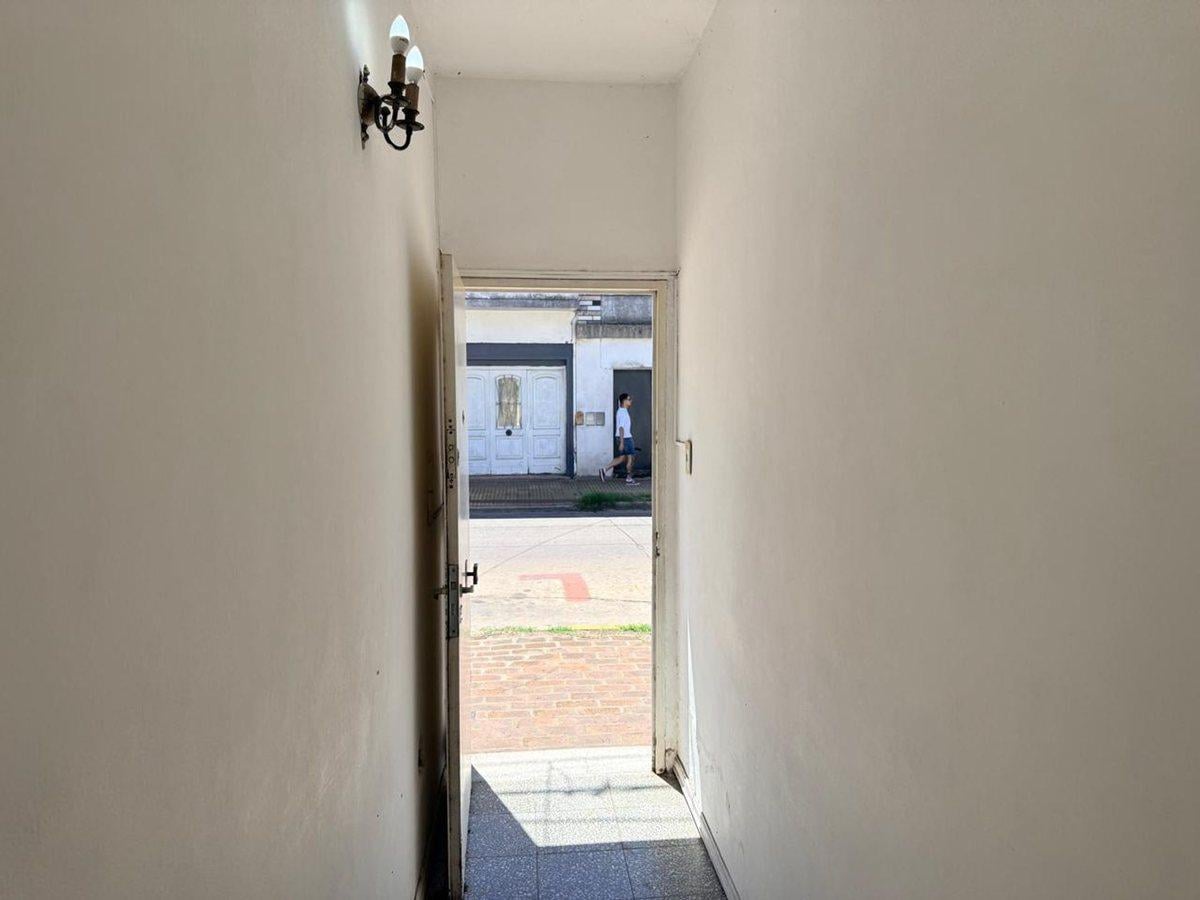 CASA EN VENTA EN PERGAMINO