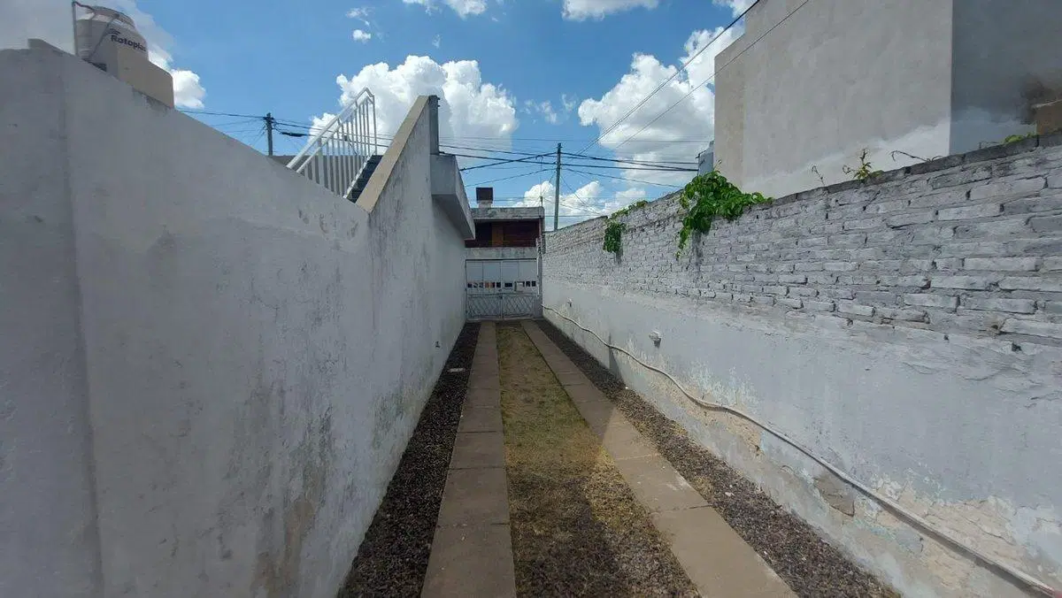 CASA EN VENTA EN PERGAMINO 3