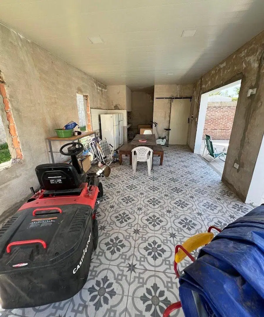 CASA EN VEN EN PERGAMINO CON PILETA. 5