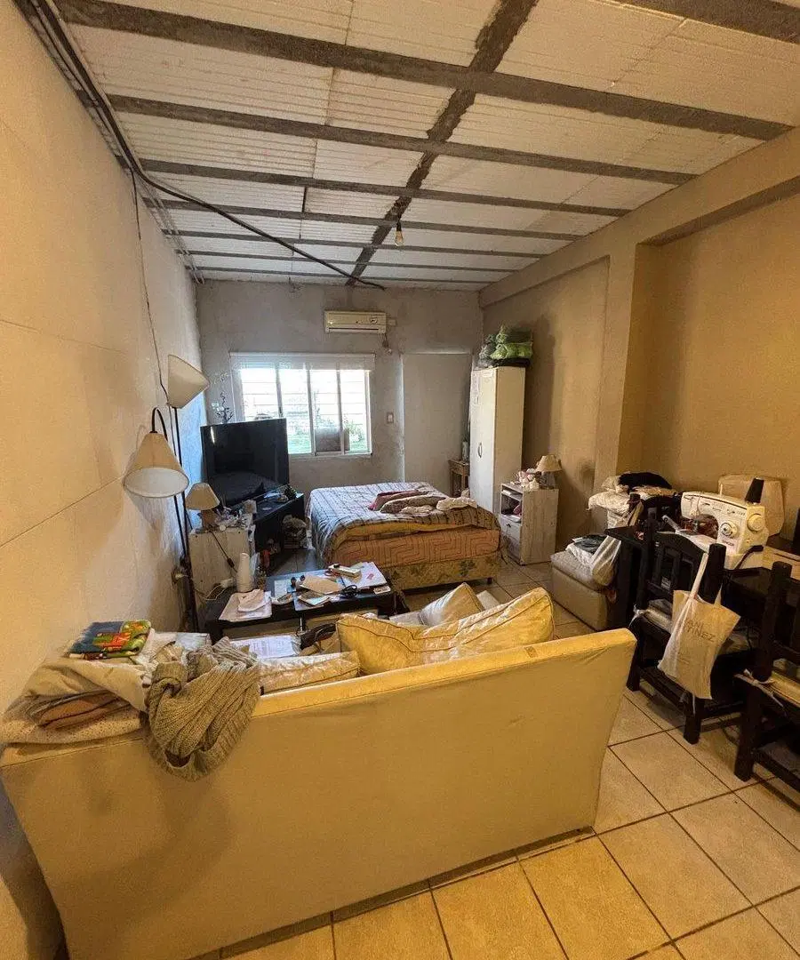 CASA EN VENTA EN PERGAMINO CON PILETA 4