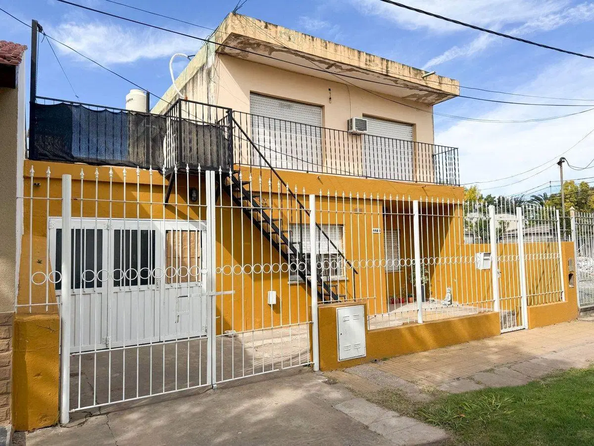 CASA EN VENTA EN PERGAMINO 2