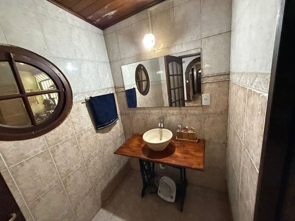 CASA EN VENTA EN PERGAMINO ESTILO COLONIAL 5