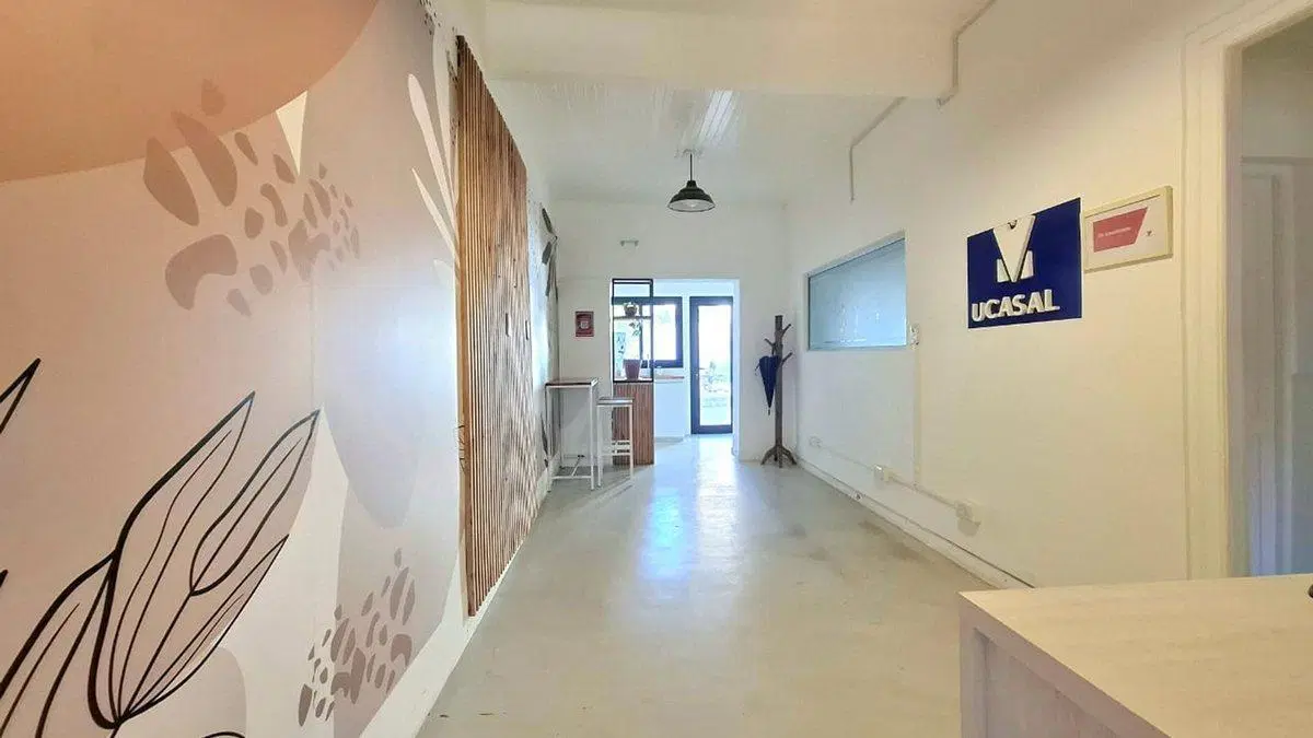 CASA EN VENTA EN PEHUAJÓ 4
