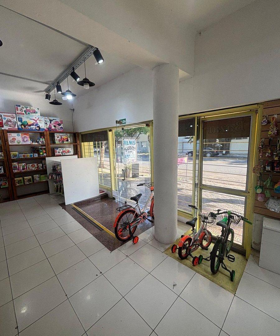 LOCAL EN VENTA EN PERGAMINO