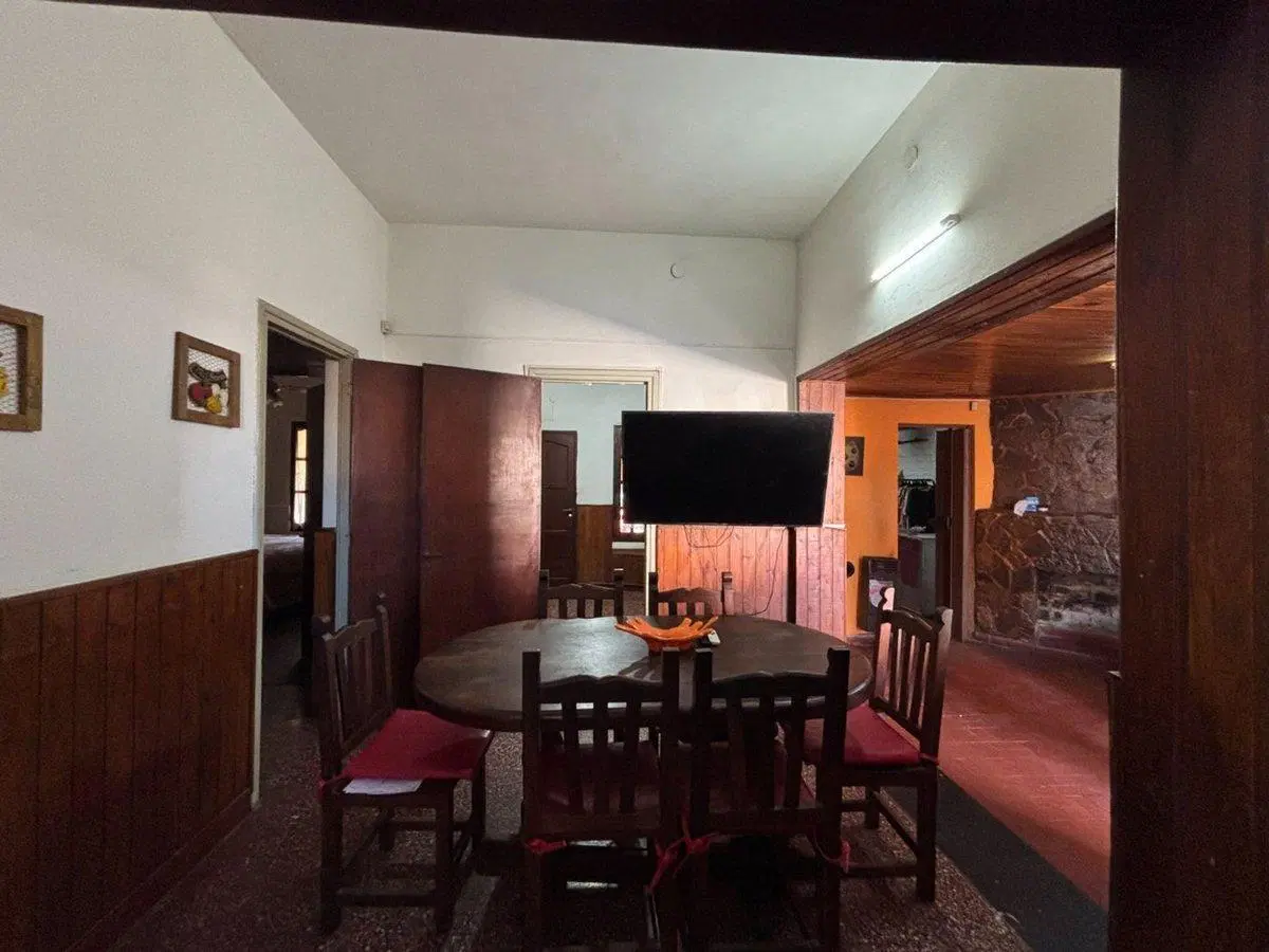 CASA EN VENTA EN BRAGADO CON PILETA 5