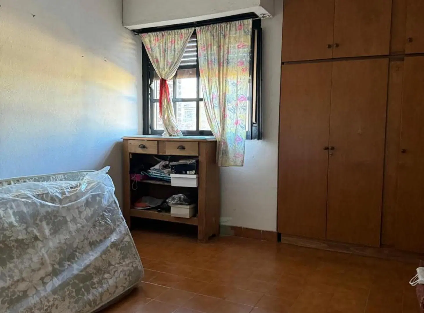 CASA EN VENTA EN PERGAMINO CON PILETA 5