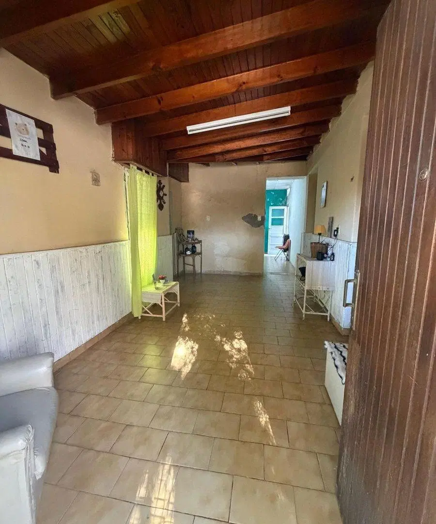 CASA EN VENTA EN TRENQUE LAUQUEN CON LOCAL 3