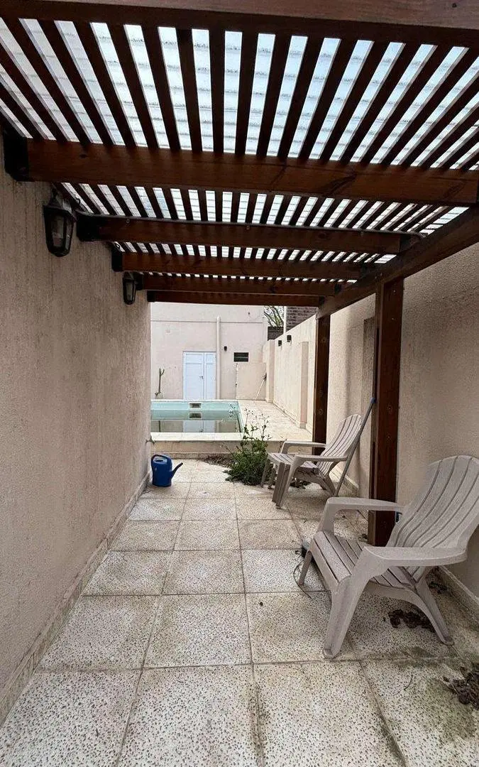 DEPARTAMENTO EN VENTA EN BRAGADO CON PILETA 5