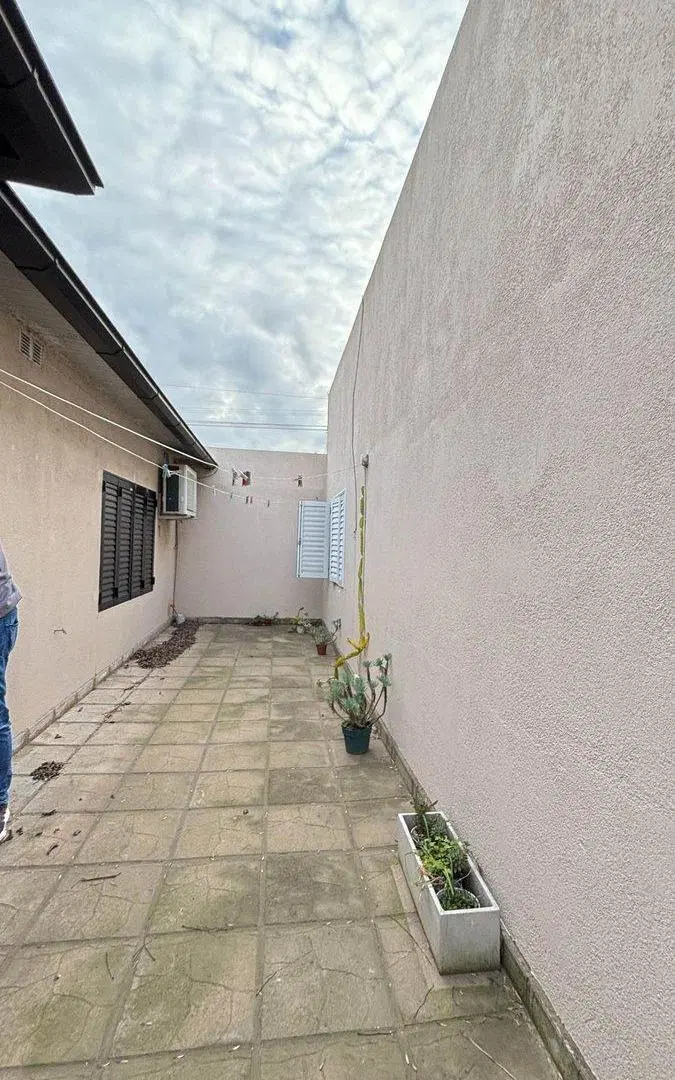 DEPARTAMENTO EN VENTA EN BRAGADO CON PILETA 4