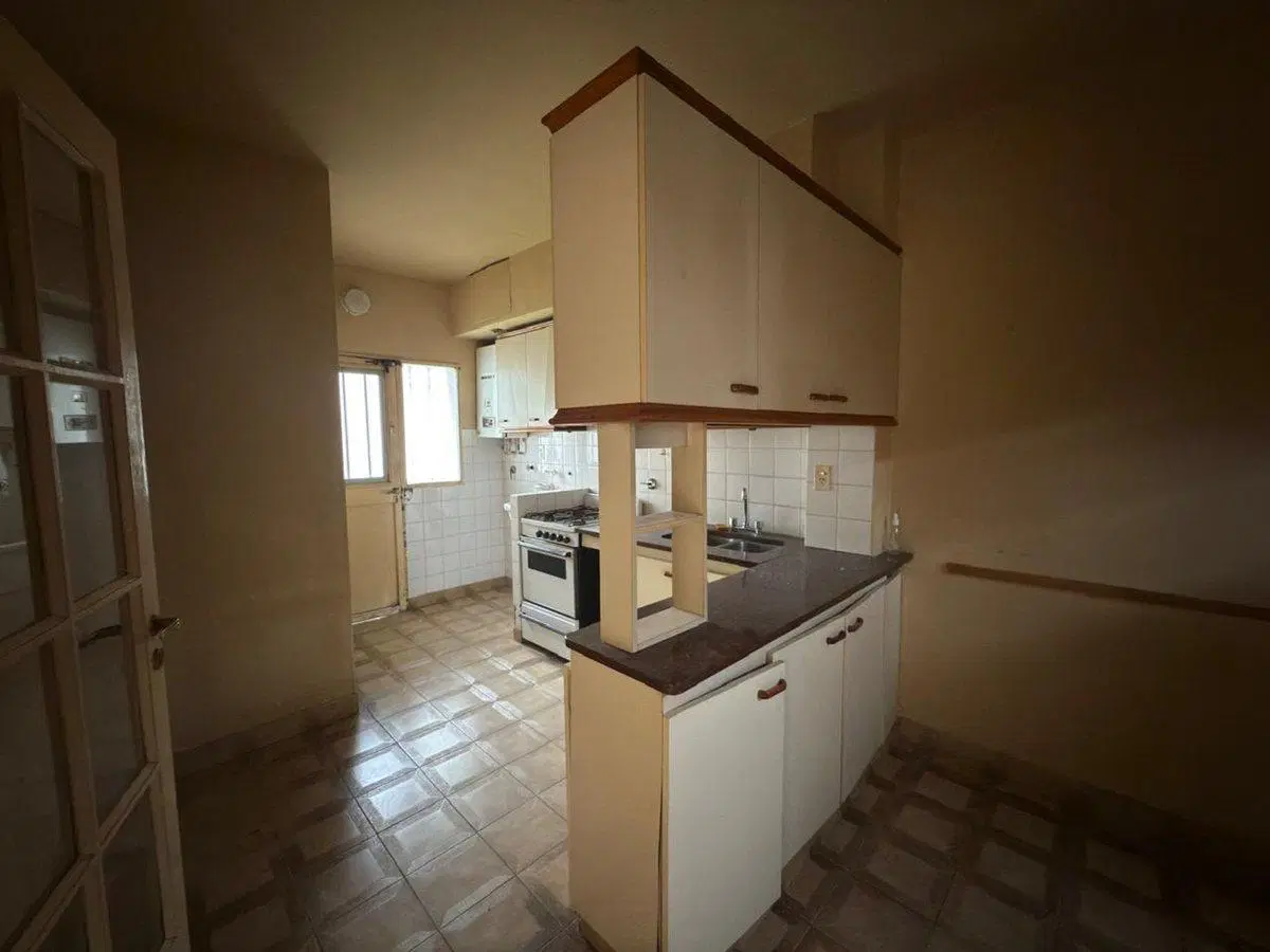 CASA EN VENTA EN PERGAMINO CON PATIO Y COCHERA 5