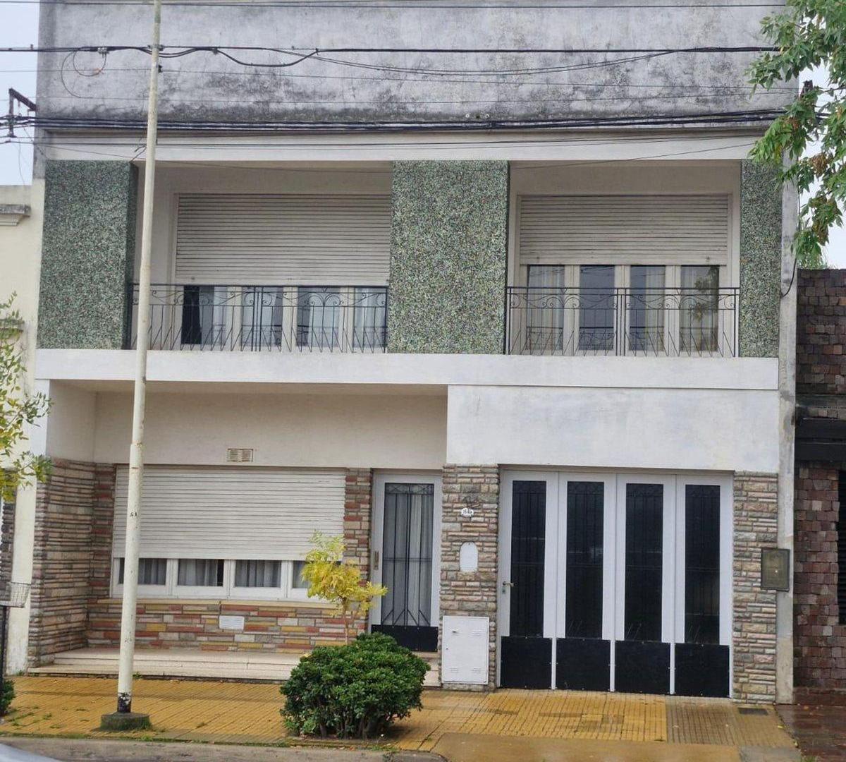 CASA EN VENTA EN 9 DE JULIO