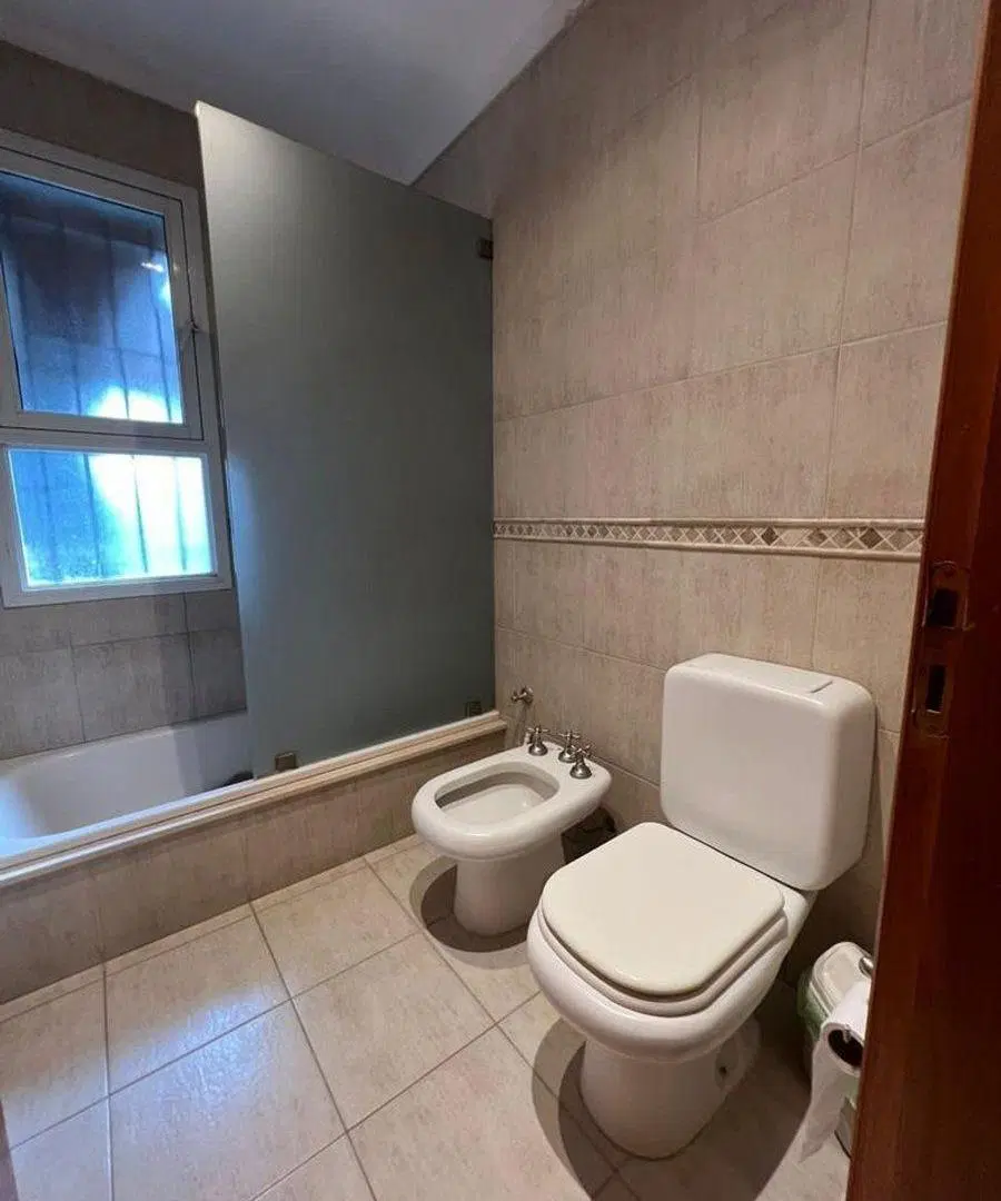 CASA EN VENTA EN PERGAMINO EN SIRIO 5