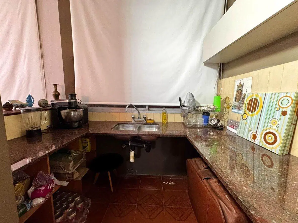 CASA EN VENTA EN PERGAMINO CON PILETA 3