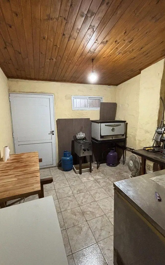 LOCAL EN VENTA EN BRAGADO 4