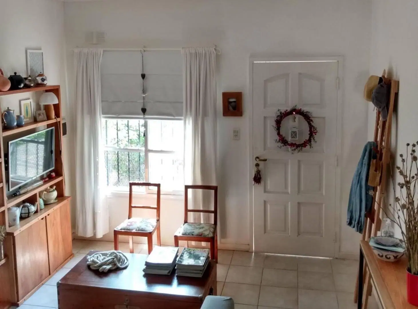 CASA EN PERGAMINO EN VENTA CON PATIO ZONA CENTRO 3