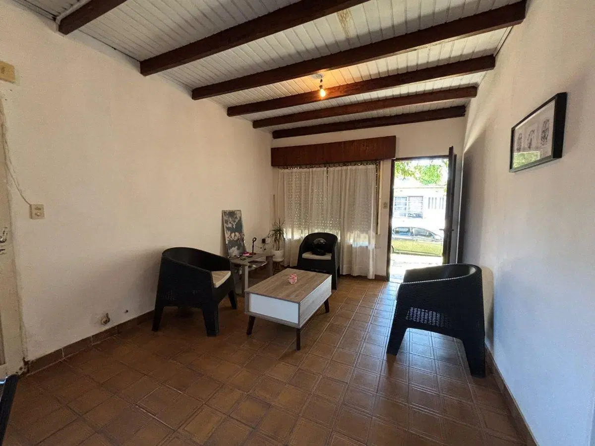 CASA EN VENTA EN BRAGADO ZONA CENTRICA 3
