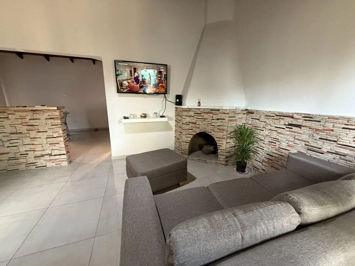 CASA EN VENTA EN PERGAMINO CON PATIO 5