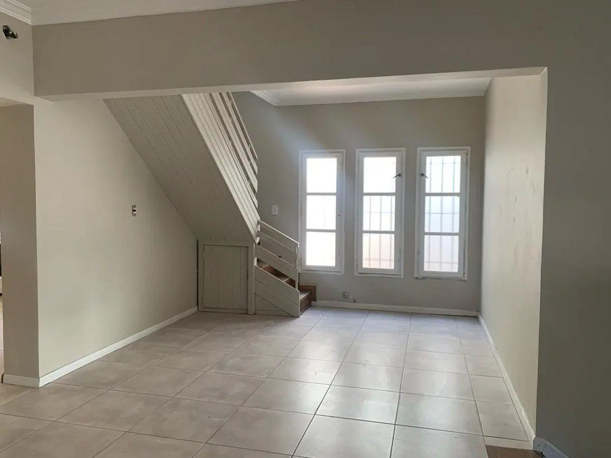 CASA EN VENTA EN PEHUAJÓ CON PILETA 3