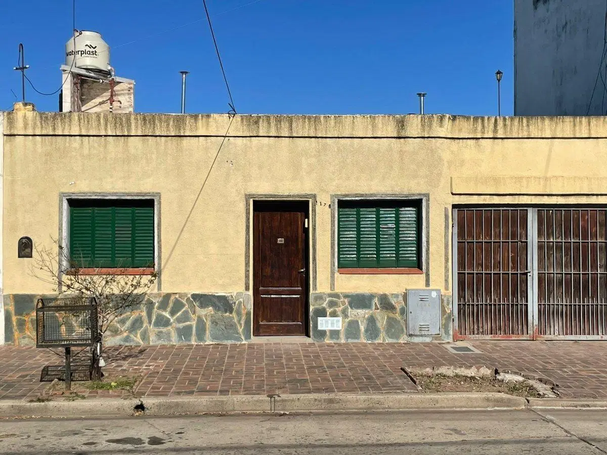 CASA EN VENTA EN PERGAMINO 3