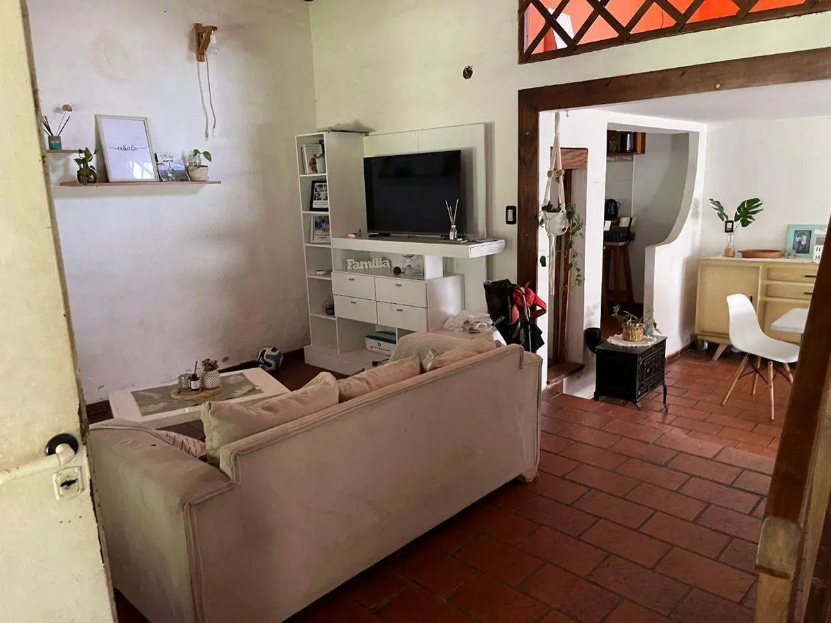 CASA QUINTA EN VENTA EN ROJAS CON PILETA 2