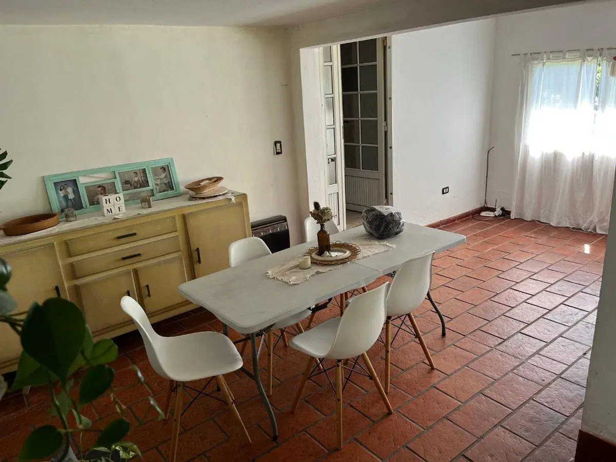 CASA QUINTA EN VENTA EN ROJAS CON PILETA 5