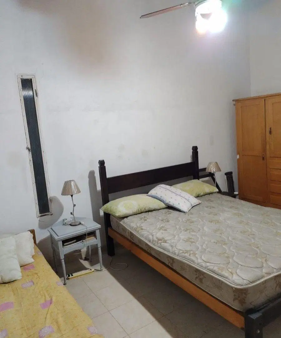 CASA QUINTA EN VENTA EN ROJAS CON PILETA 5