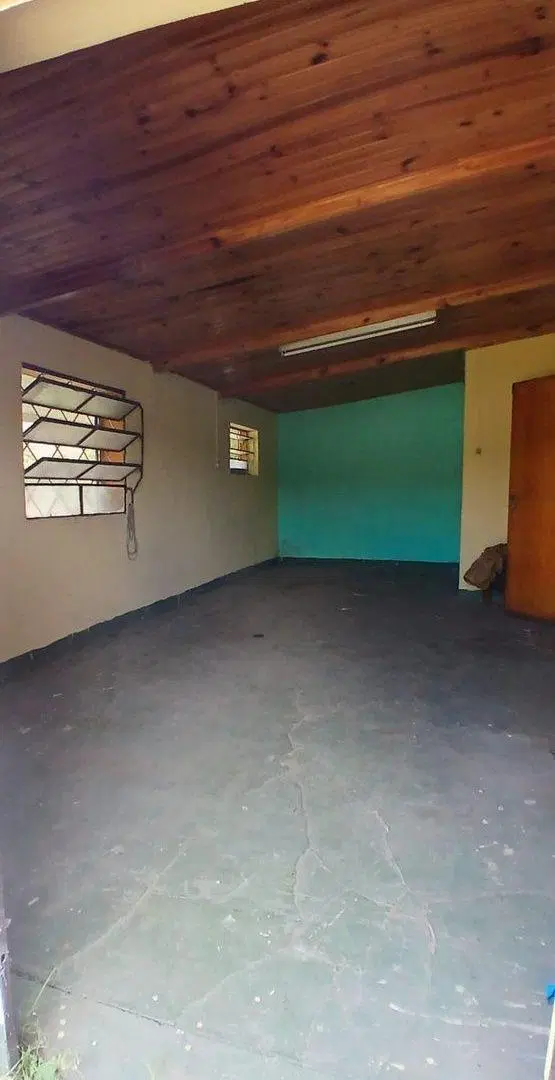 CASA QUINTA EN VENTA EN ROJAS CON PILETA 2