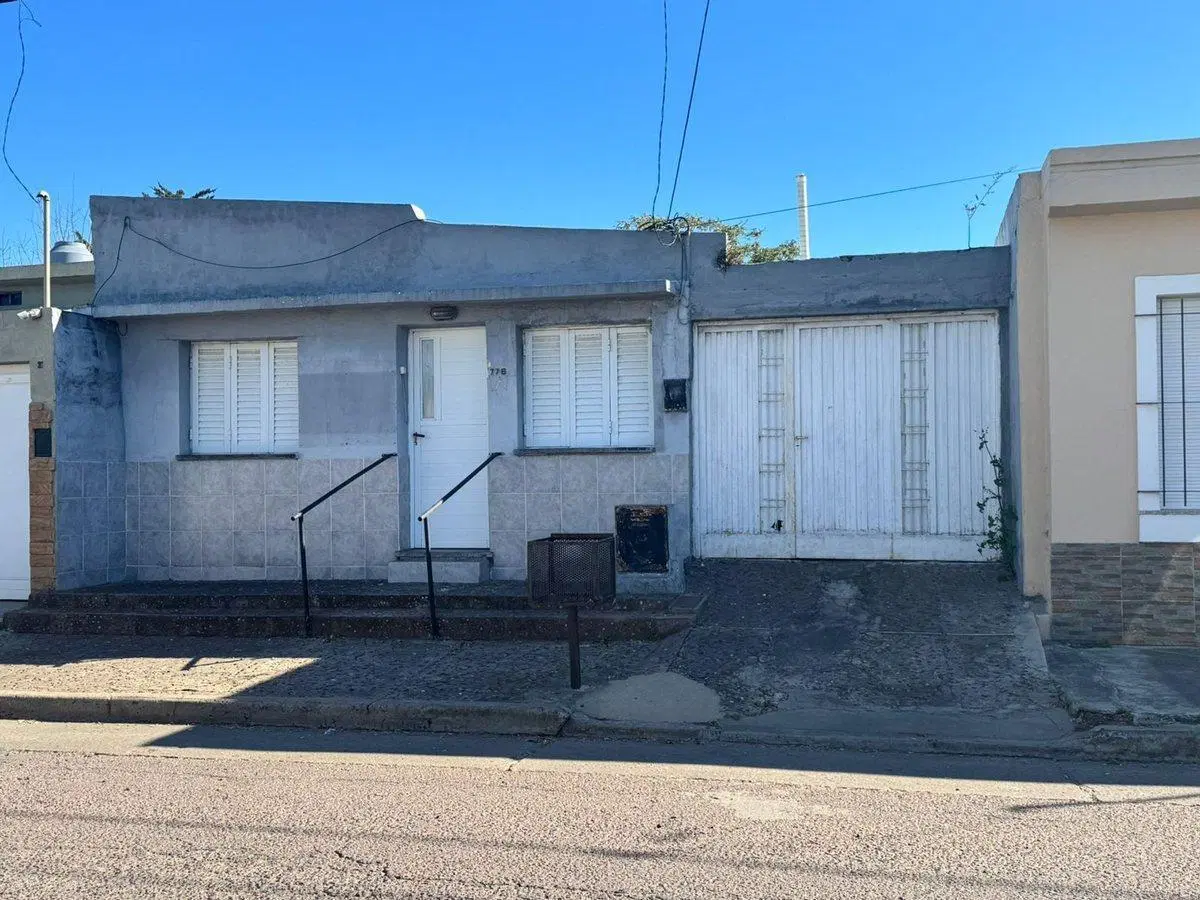 CASA EN VENTA EN ROJAS EN EL CENTRO 2